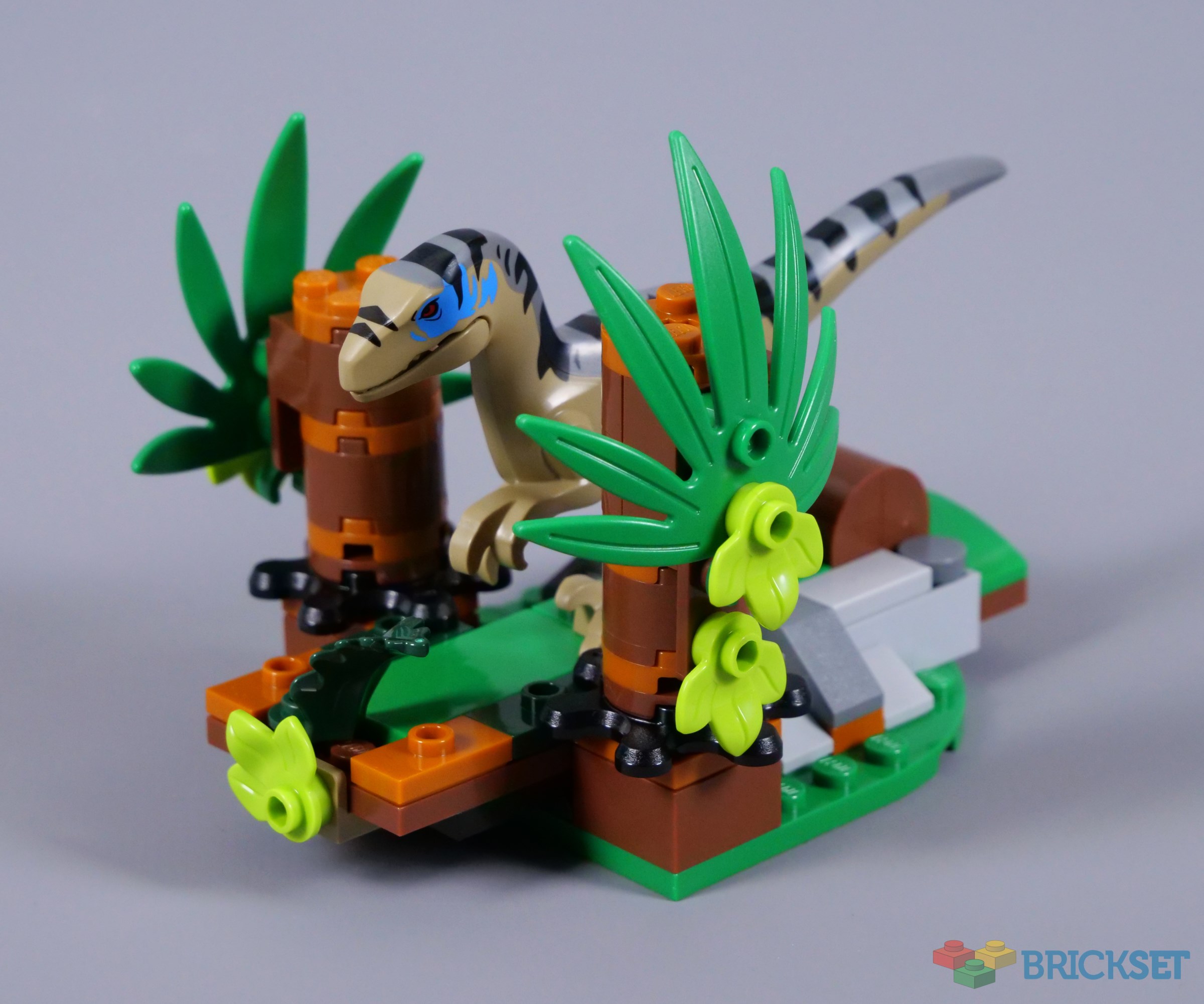 LEGO Jurassic World 76972 Raptor Off-Road Escape review | Brickset